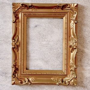 VINTAGE Shabby Chic Gold Empty Frame 8”x10” Opening 4”x6”